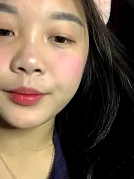 Baa-bee22 online show from December 2025 01:43:02 AM