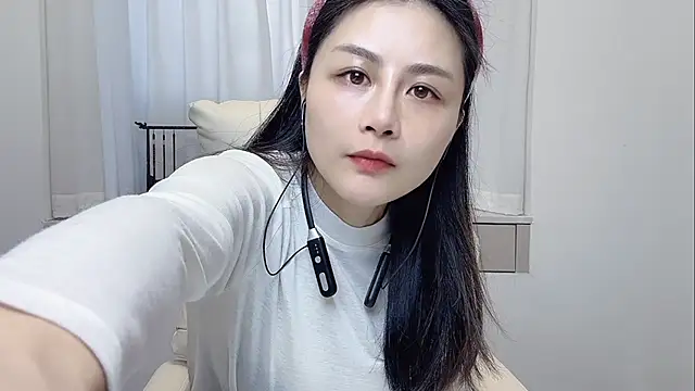 forzen-baby online show from November 2025 06:46:02 AM