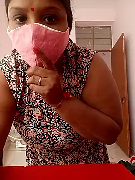 Snapshot of CUTE-LOVE-SWEETS chatting on January 2026 04:27:01 AM CUTE-LOVE-SWEETS online show from January 2026 04:27:01 AM