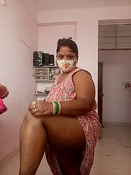 Snapshot of CUTE-LOVE-SWEETS chatting on February 2026 04:10:02 AM CUTE-LOVE-SWEETS online show from February 2026 04:10:02 AM