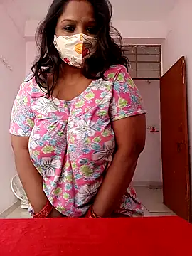 Snapshot of CUTE-LOVE-SWEETS chatting on February 2026 04:08:02 AM CUTE-LOVE-SWEETS online show from February 2026 04:08:02 AM