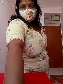 Snapshot of CUTE-LOVE-SWEETS chatting on April 2026 04:05:02 AM CUTE-LOVE-SWEETS online show from April 2026 04:05:02 AM