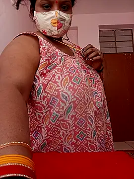 Snapshot of CUTE-LOVE-SWEETS chatting on April 2026 04:52:02 AM CUTE-LOVE-SWEETS online show from April 2026 04:52:02 AM