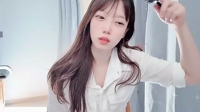 yuyayayu online show from December 2025 02:34:01 AM