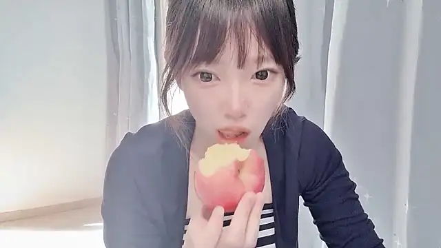 yuyayayu online show from November 2025 02:01:02 AM