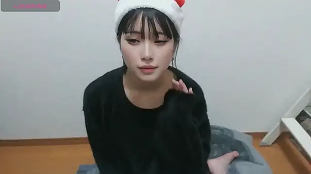 uki-japan online show from December 2025 02:22:02 PM