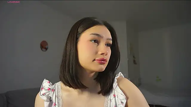 SoftLuna online show from November 2025 05:30:02 AM