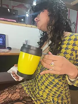justcallmemargo online show from May 2026 03:44:01 AM