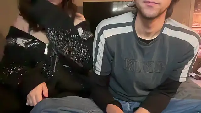 chaton blanche online show from November 2025 02:17:01 PM