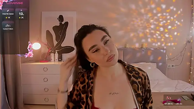 Lia May online show from December 2025 02:34:02 AM