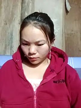 yu-zhen online show from December 2025 08:20:01 PM