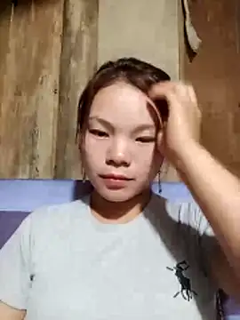 yu-zhen online show from December 2025 01:24:02 PM