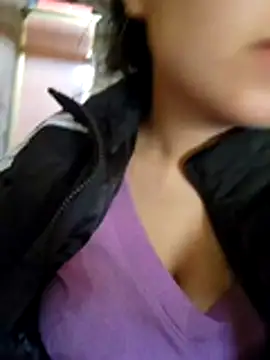 Xiu-L online show from November 2025 02:56:01 AM