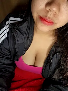 Xiu-L online show from November 2025 12:54:02 AM