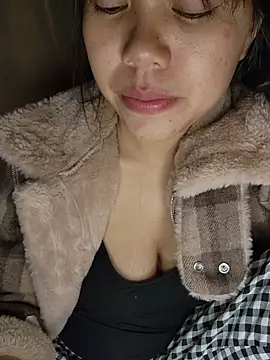 Xiu-L online show from December 2025 03:16:01 AM