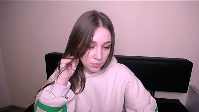 Snapshot of MillaTems_ chatting on November 2025 10:59:02 AM MillaTems online show from November 2025 10:59:02 AM