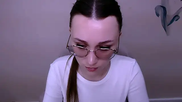 Snapshot of MillaTems_ chatting on March 2026 11:03:01 AM MillaTems online show from March 2026 11:03:01 AM