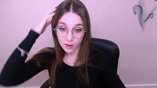 MillaTems  online show from January 2026 12:00:01 PM