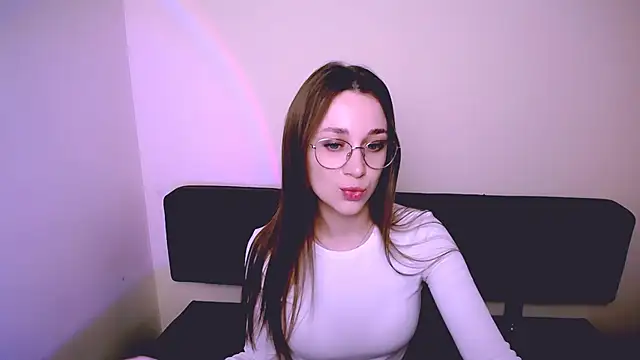 Snapshot of MillaTems_ chatting on November 2025 08:47:01 AM MillaTems online show from November 2025 08:47:01 AM