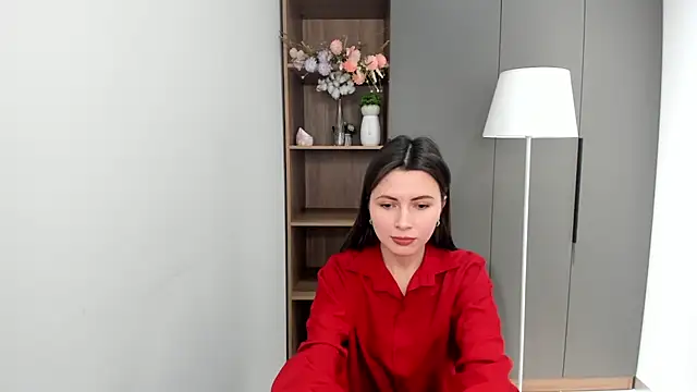 LibbyLedec online show from November 2025 03:18:02 AM