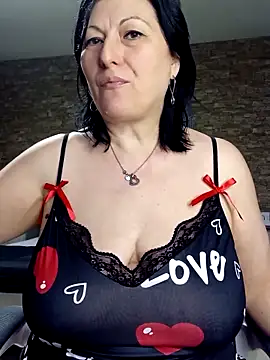 LeillaaX online show from April 2026 07:15:01 AM