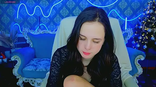 KarolinaSky online show from December 2025 07:58:01 PM