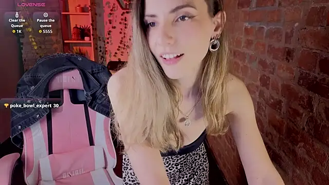 Snapshot of amelia_meili chatting on June 2026 12:58:02 PM amelia meili online show from June 2026 12:58:02 PM