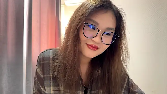 HoneyKitsu online show from November 2025 08:35:02 AM