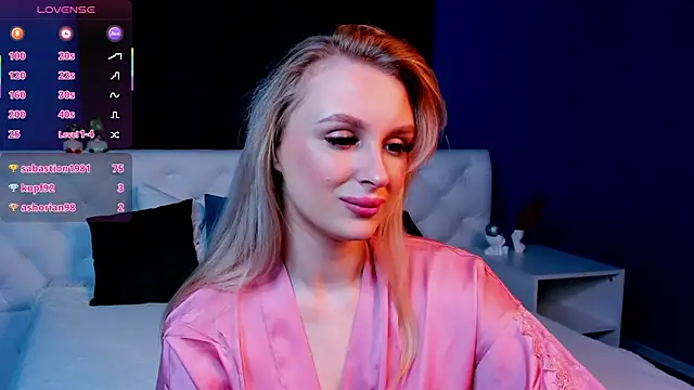 Snapshot of KiraRuiz chatting on February 2026 10:29:01 PM KiraRuiz online show from February 2026 10:29:01 PM