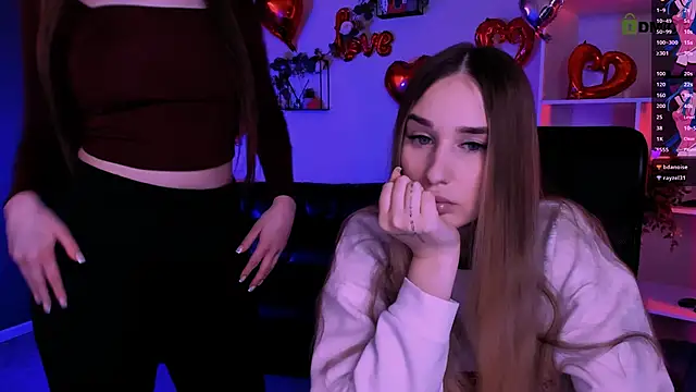  kellykitten  online show from March 2026 01:05:01 PM