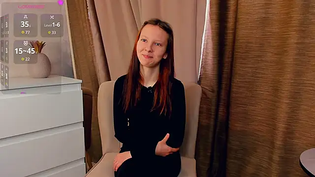 Snapshot of AntoninaMollica chatting on November 2025 07:09:01 AM AntoninaMollica online show from November 2025 07:09:01 AM