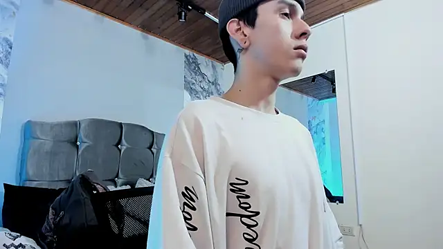 James Adams 01 online show from January 2026 01:04:02 PM