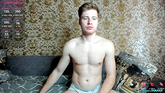 Maxhornyblondieman online show from March 2026 11:16:02 AM