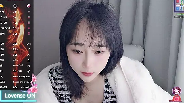 Qing-888 online show from November 2025 03:07:01 AM