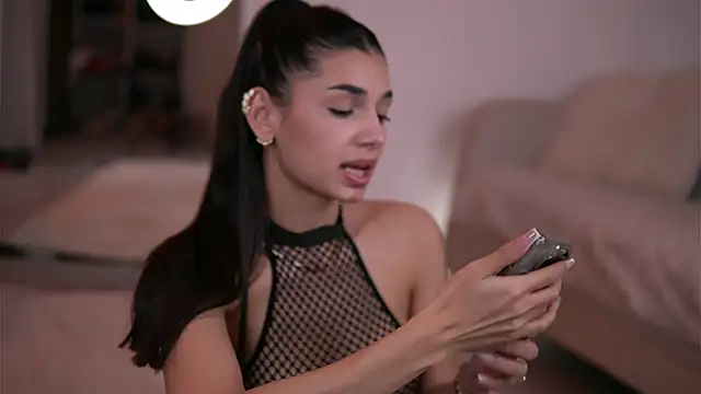 LuvCaprice online show from March 2026 05:29:02 PM