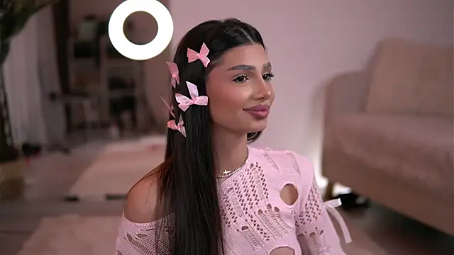 LuvCaprice online show from April 2026 06:19:01 AM