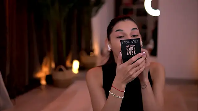 LuvCaprice online show from February 2026 03:10:01 PM