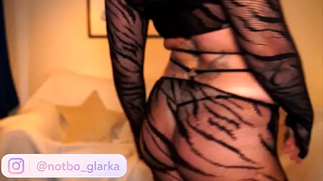 BBoglarka online show from June 2026 05:10:02 PM