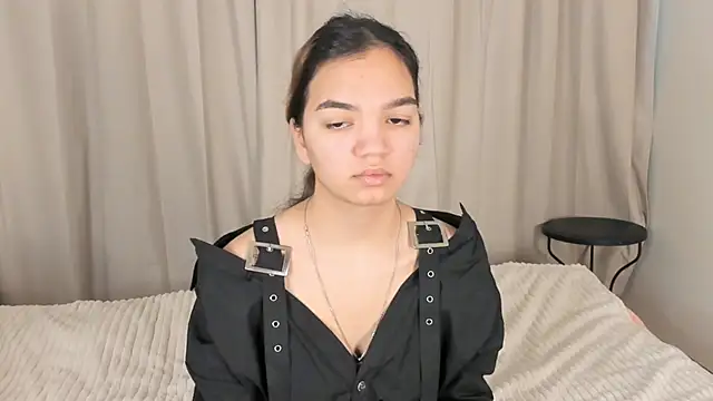 CoreenLuebbers online show from November 2025 08:02:01 AM