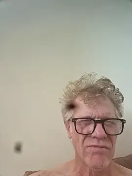 Snapshot of Hardwarelane67 chatting on March 2026 10:50:01 PM Hardwarelane67 online show from March 2026 10:50:01 PM