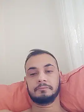 berkkderlerr online show from November 2025 08:25:02 AM