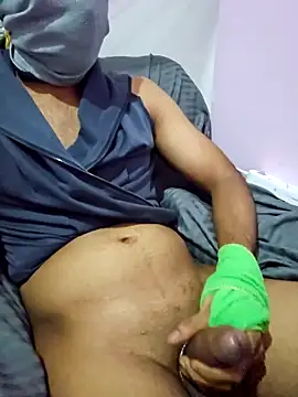 Snapshot of Chiplikk6009 chatting on November 2025 05:24:01 PM Chiplikk6009 online show from November 2025 05:24:01 PM