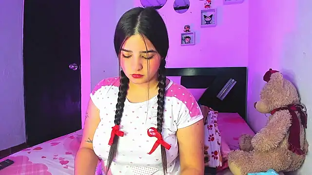 Babyhoney18 online show from January 2026 05:06:01 PM