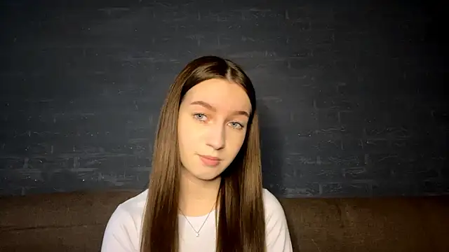 CindaWinn online show from November 2025 08:02:02 AM