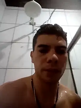 Martins2444 online show from December 2025 07:04:02 PM