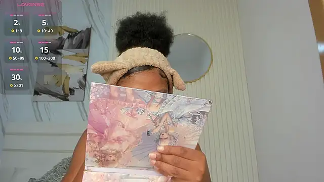 Afro Luna online show from February 2026 12:56:01 PM