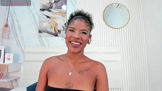 Afro Luna online show from November 2025 11:53:01 AM