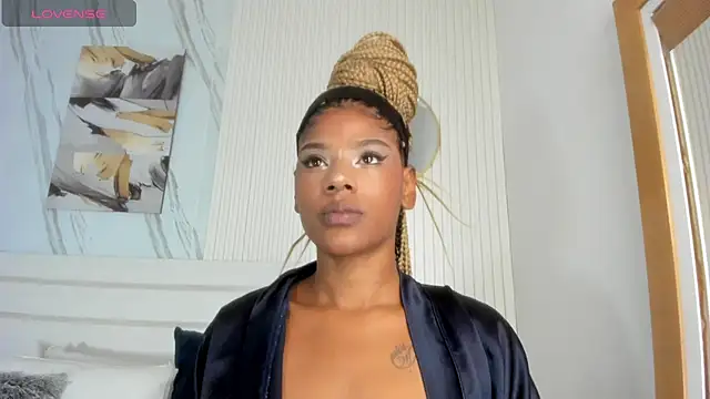 Afro Luna online show from May 2026 11:02:01 AM