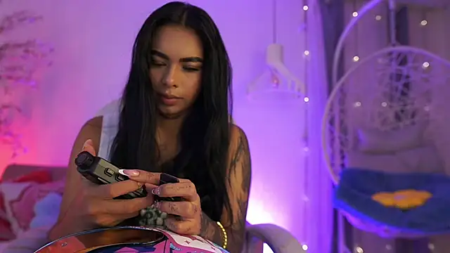 MeganLowell online show from March 2026 07:18:01 PM