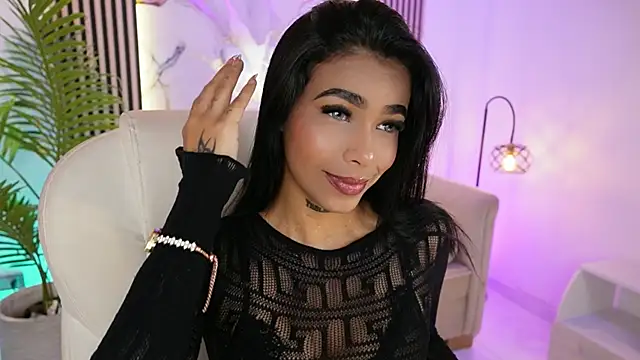 MeganLowell online show from November 2025 07:13:02 PM